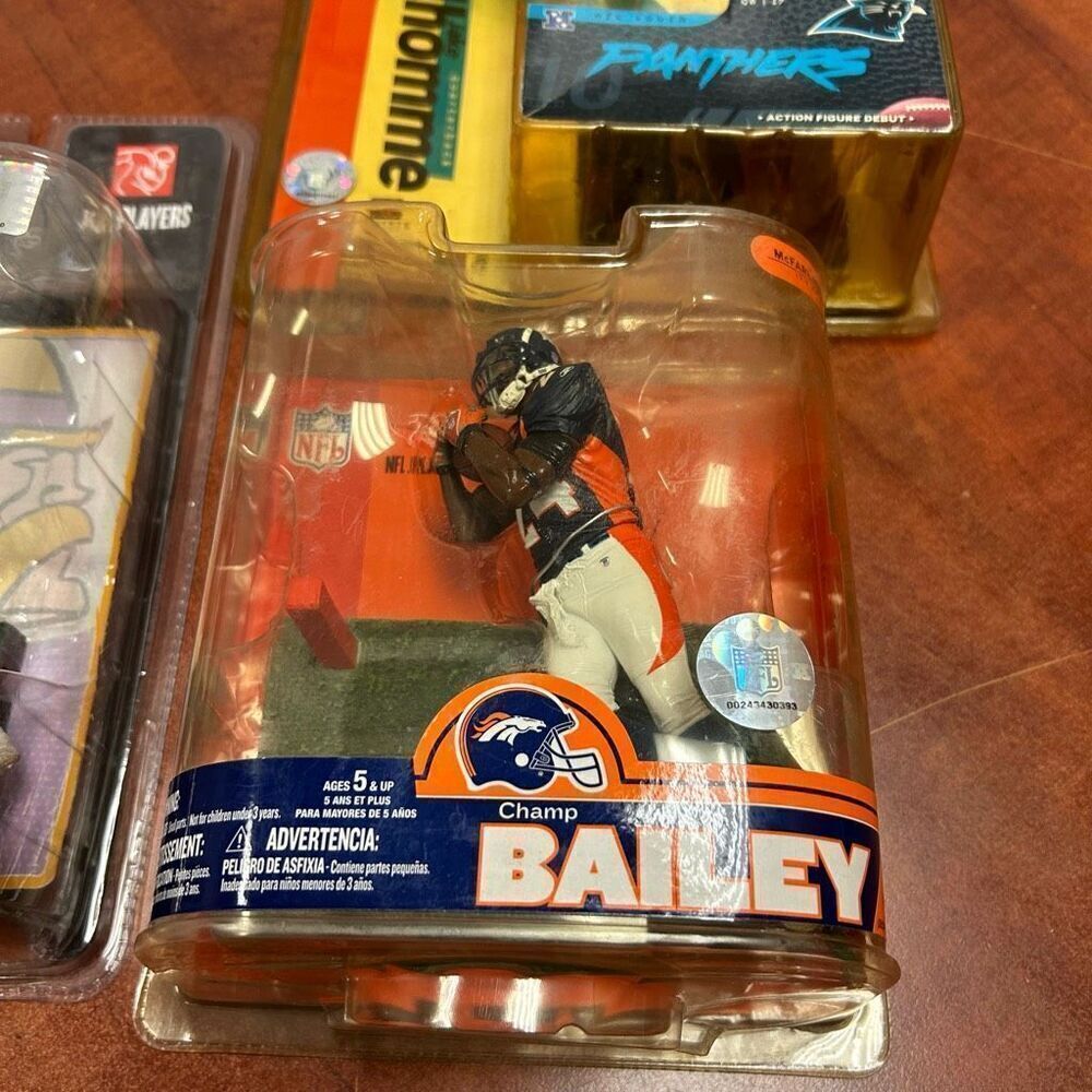 NFL Players figures Percy Harvin Champ Bailey Jake delhomme - Picture 2 of 4